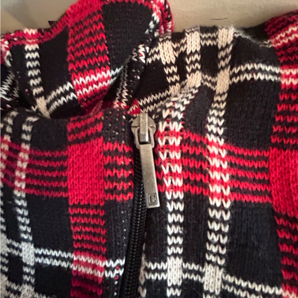 NWT Chaps 100% Cotton Red and Black Plaid Vest with Zipper - Picture 8 of 10